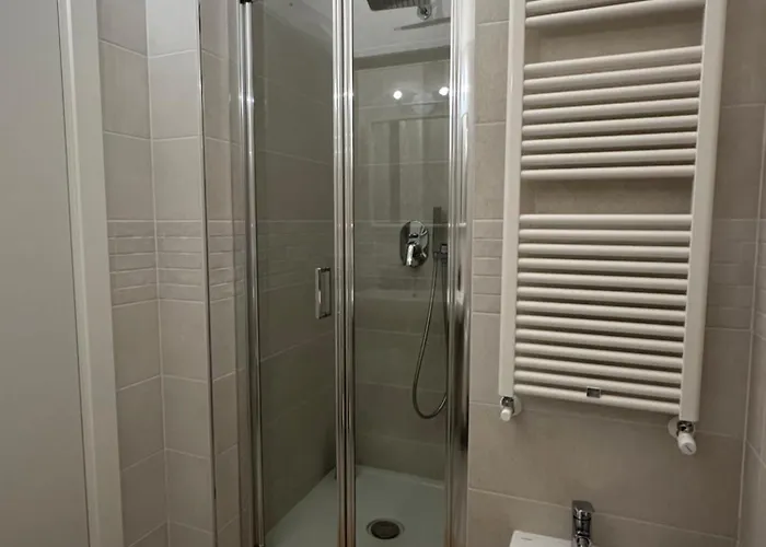 Urban Best , Il Tuo Rifugio A Roma ,Bagno Privato *
